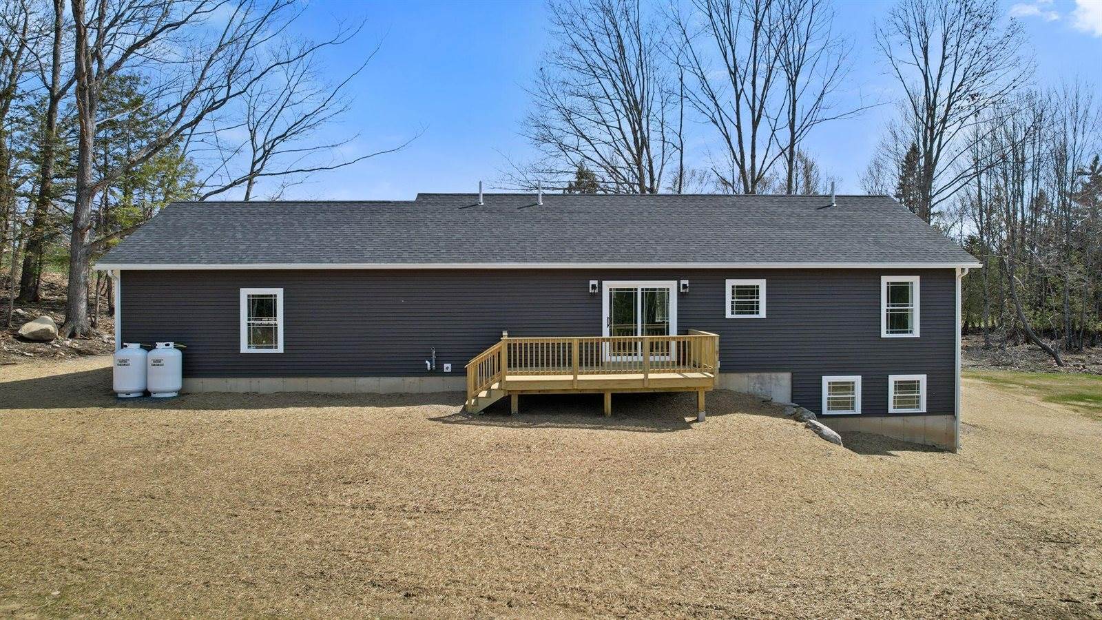 16 Shaw Road, Plymouth, ME 04969