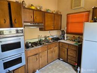 42 Hyde Avenue, Iselin, NJ 08830