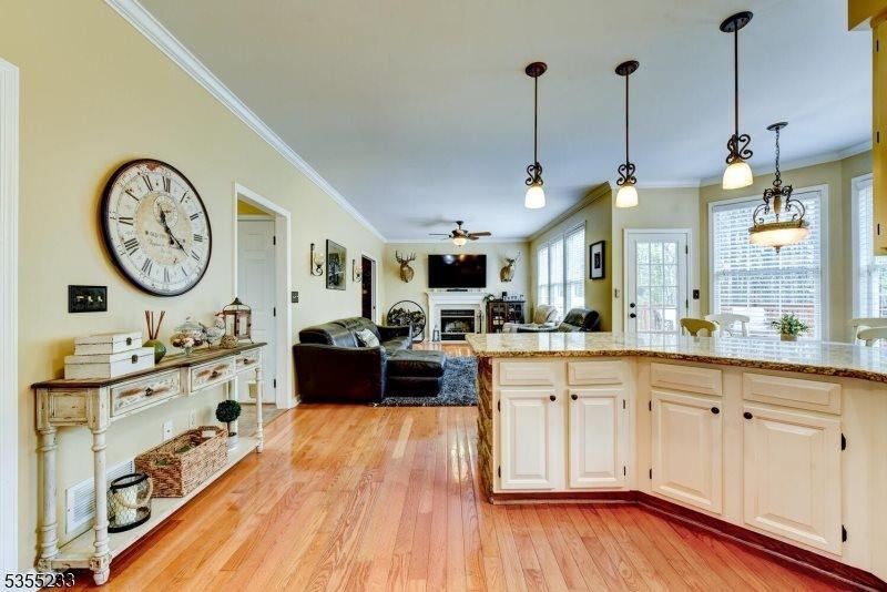 23 Kroghs Ln, Sparta Township, NJ 07871