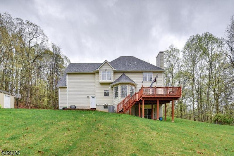 23 Kroghs Ln, Sparta Township, NJ 07871