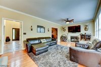23 Kroghs Ln, Sparta Township, NJ 07871
