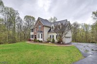 23 Kroghs Ln, Sparta Township, NJ 07871
