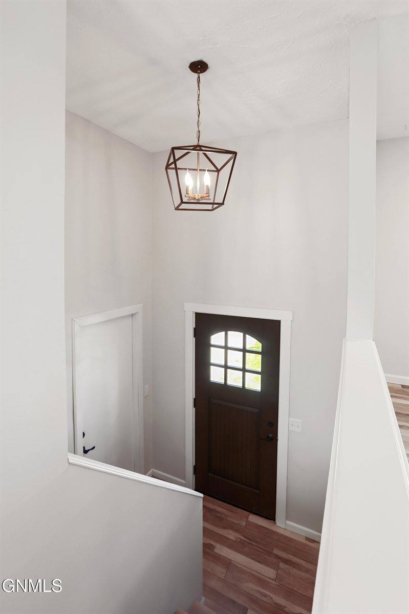 2213 University Avenue, Williston, ND 58801