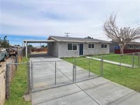 25244 Jade Road, Barstow, CA 92311