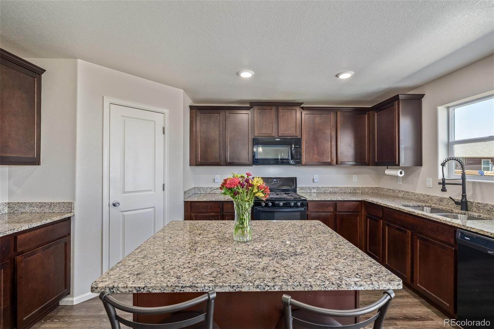 261 Mesa Ave, Lochbuie, CO 80603