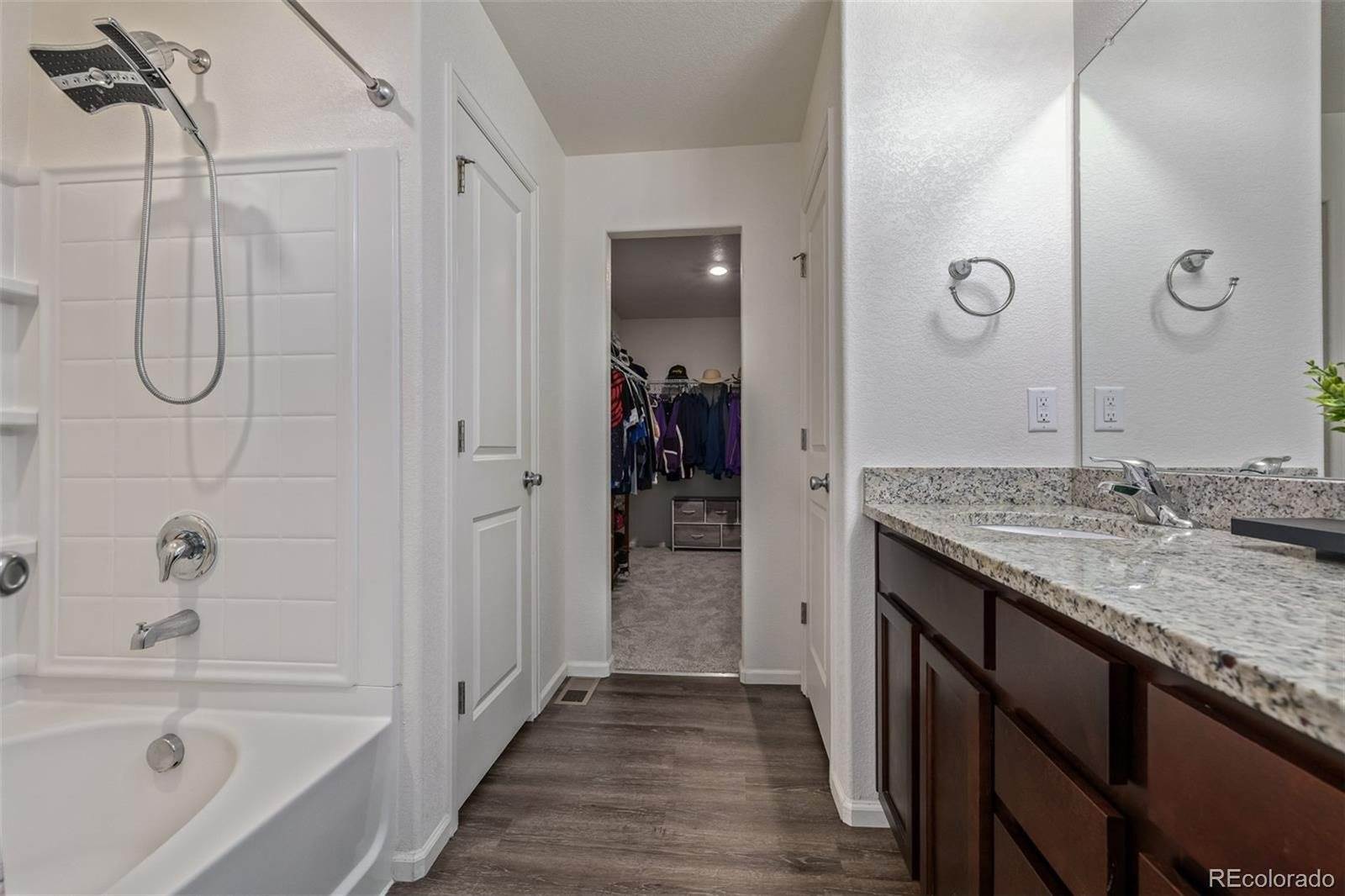 261 Mesa Ave, Lochbuie, CO 80603