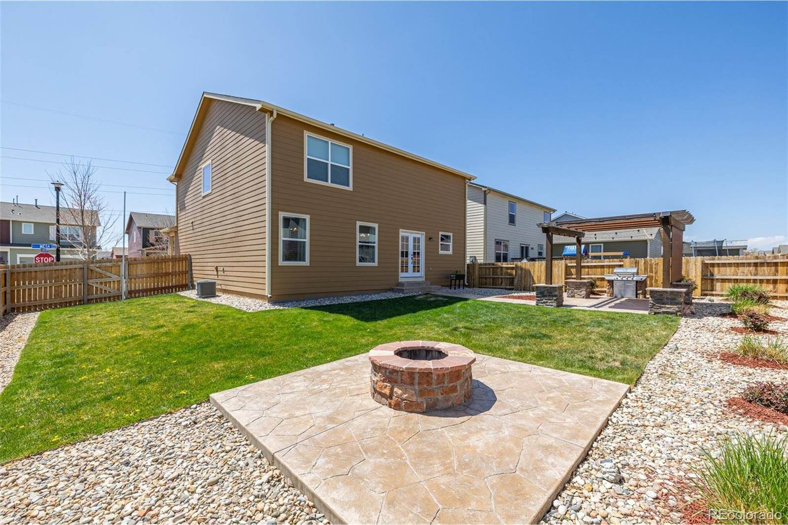 261 Mesa Ave, Lochbuie, CO 80603