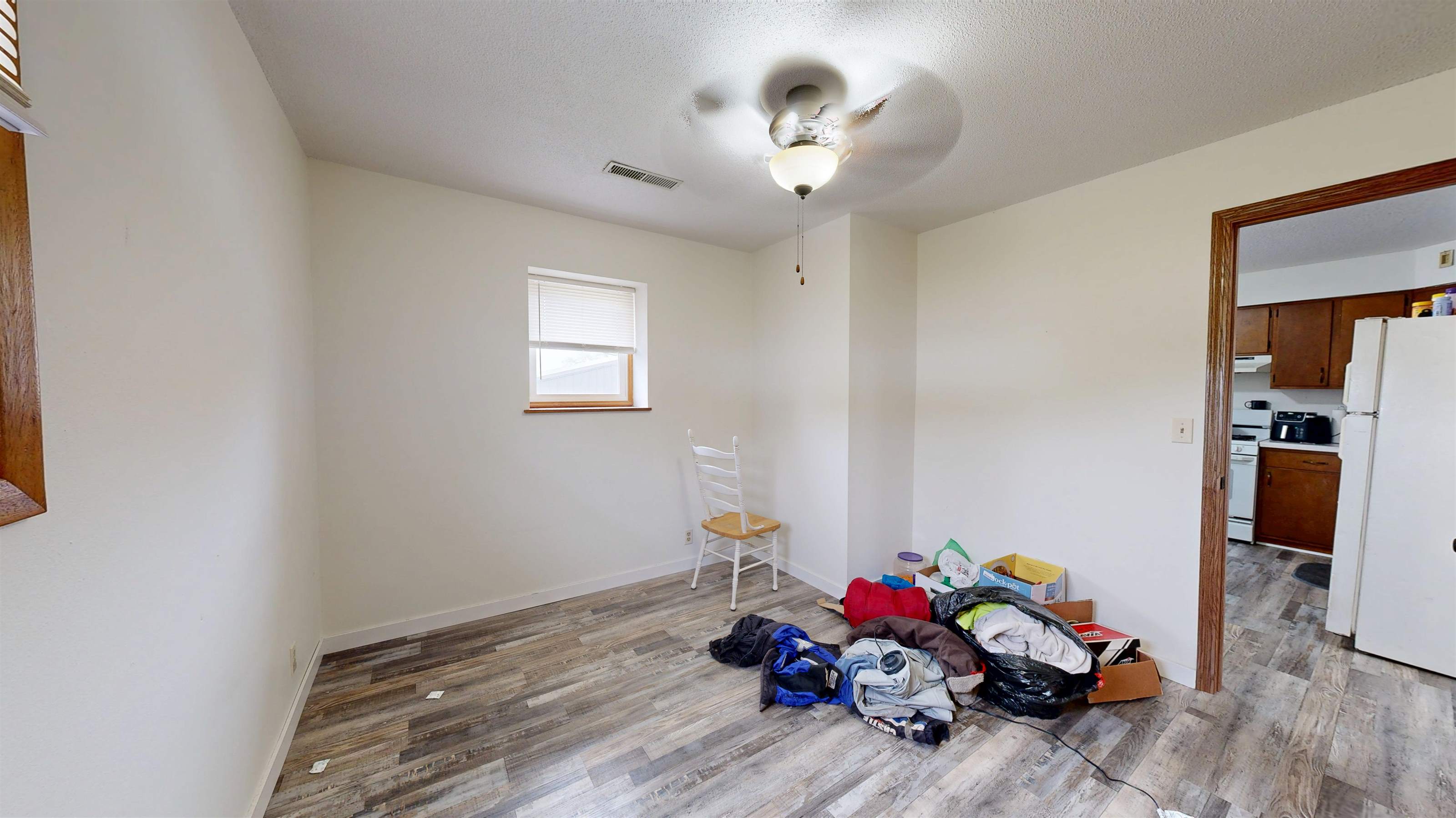 271 NW Main St, New Albin, IA 52160