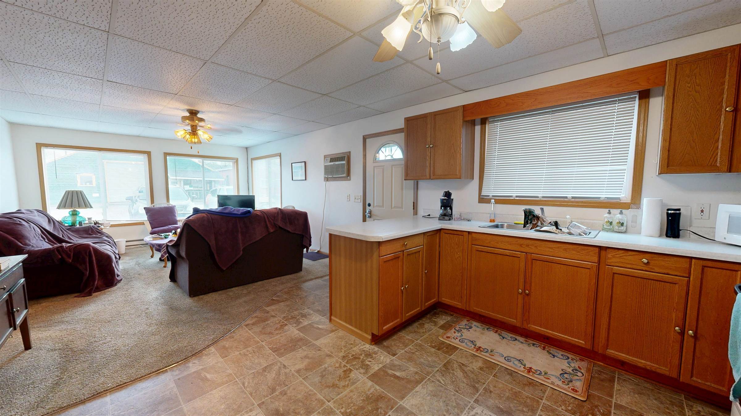 271 NW Main St, New Albin, IA 52160