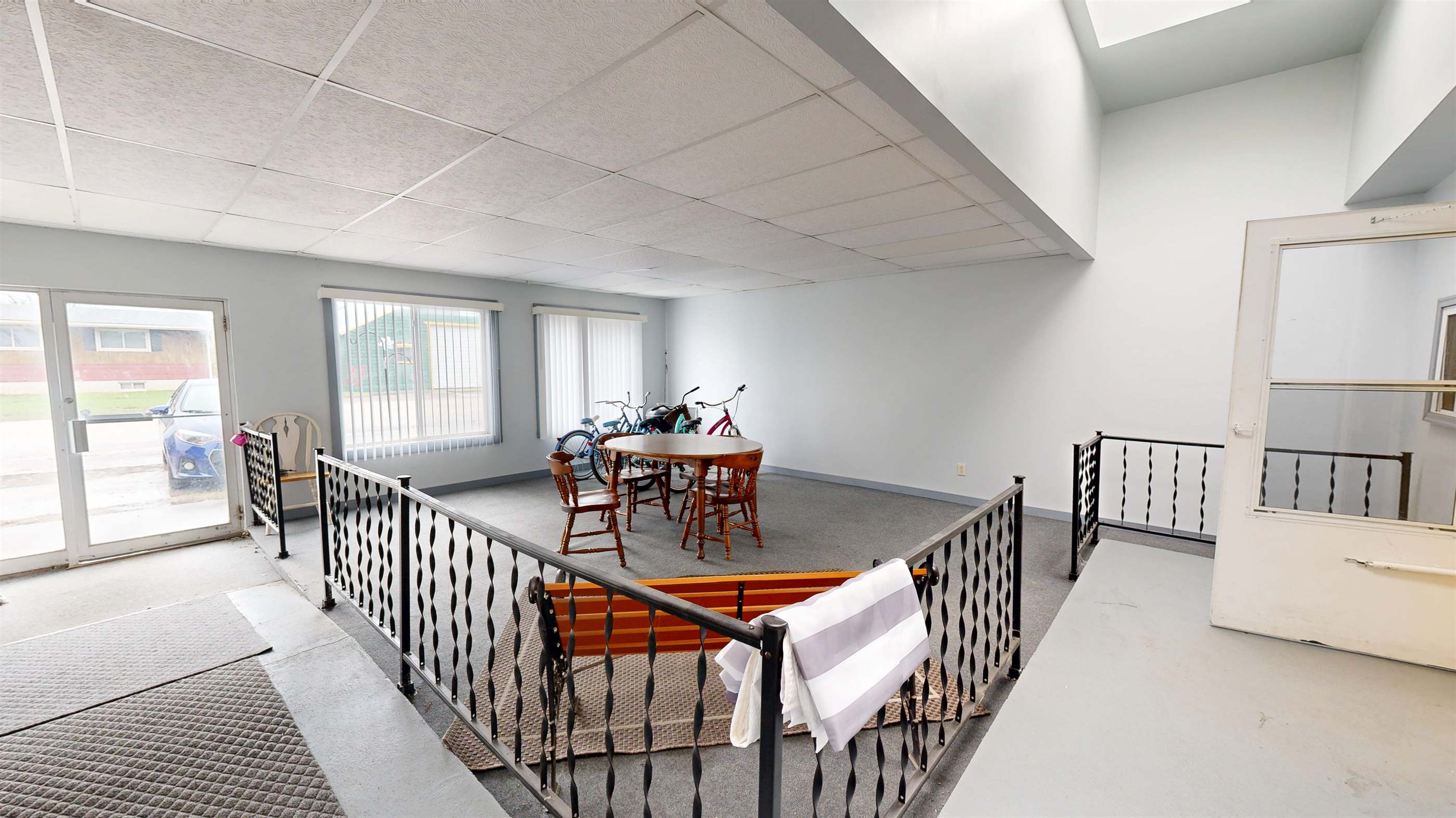 271 NW Main St, New Albin, IA 52160