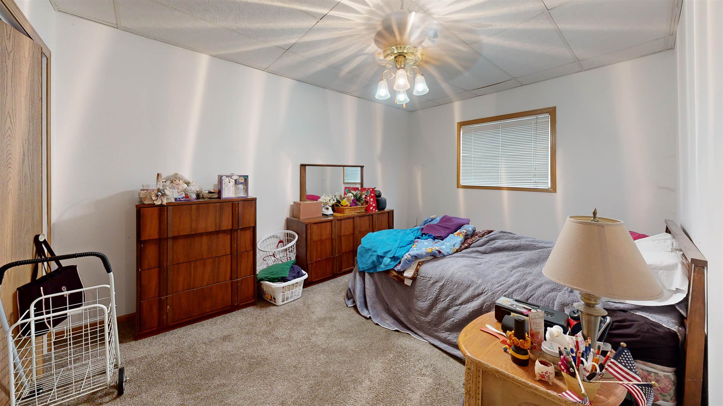 271 NW Main St, New Albin, IA 52160