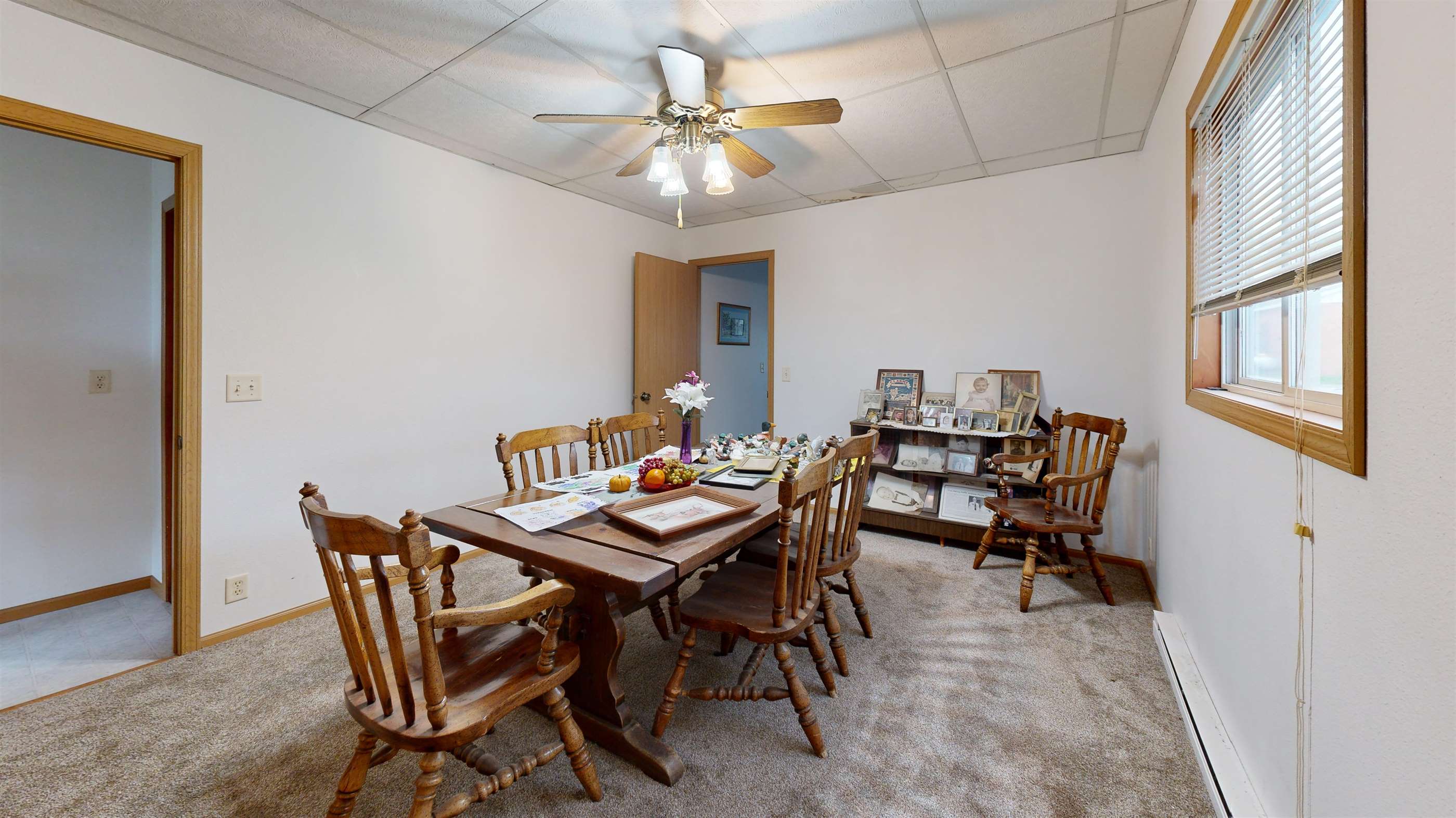 271 NW Main St, New Albin, IA 52160