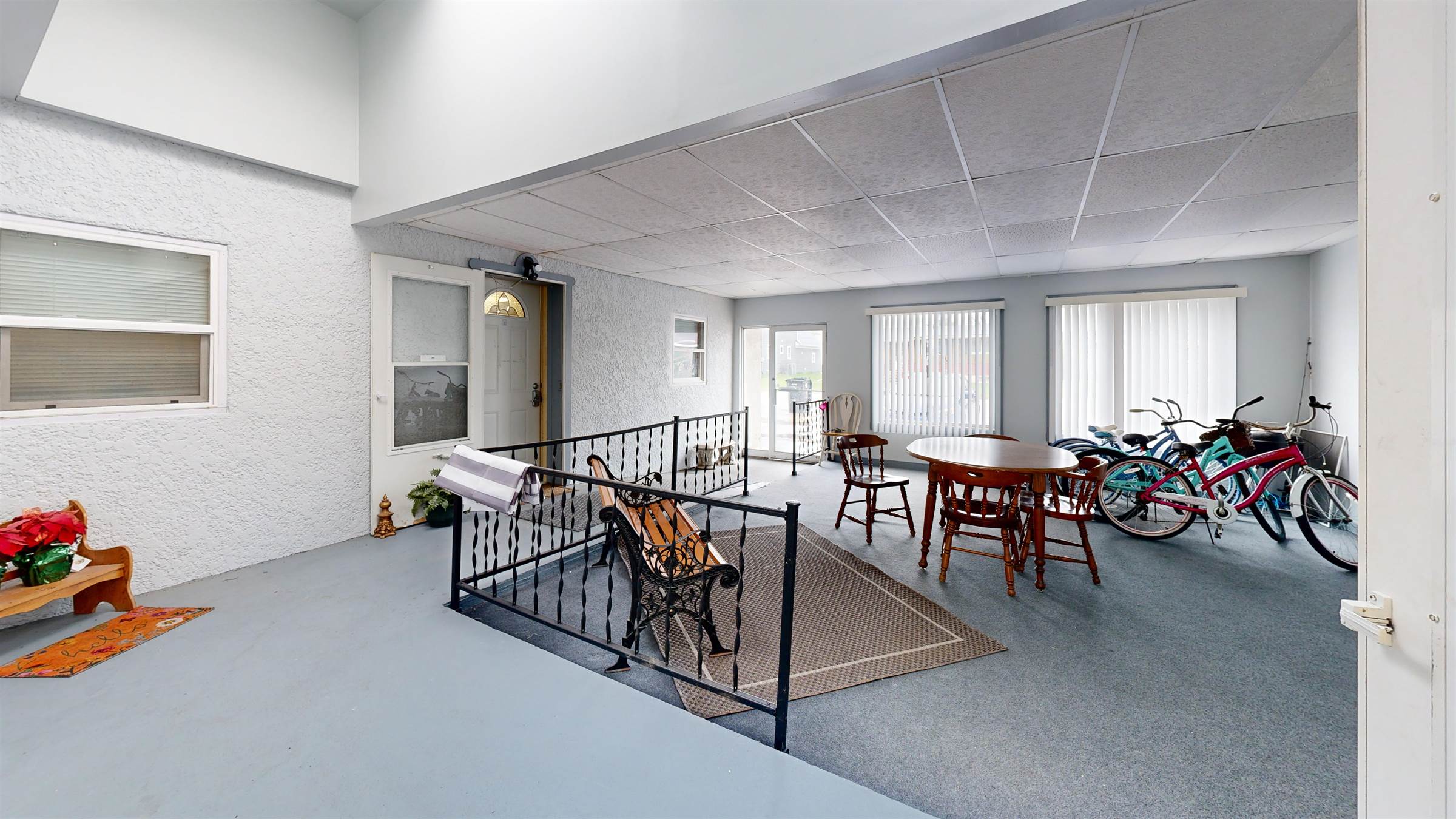 271 NW Main St, New Albin, IA 52160