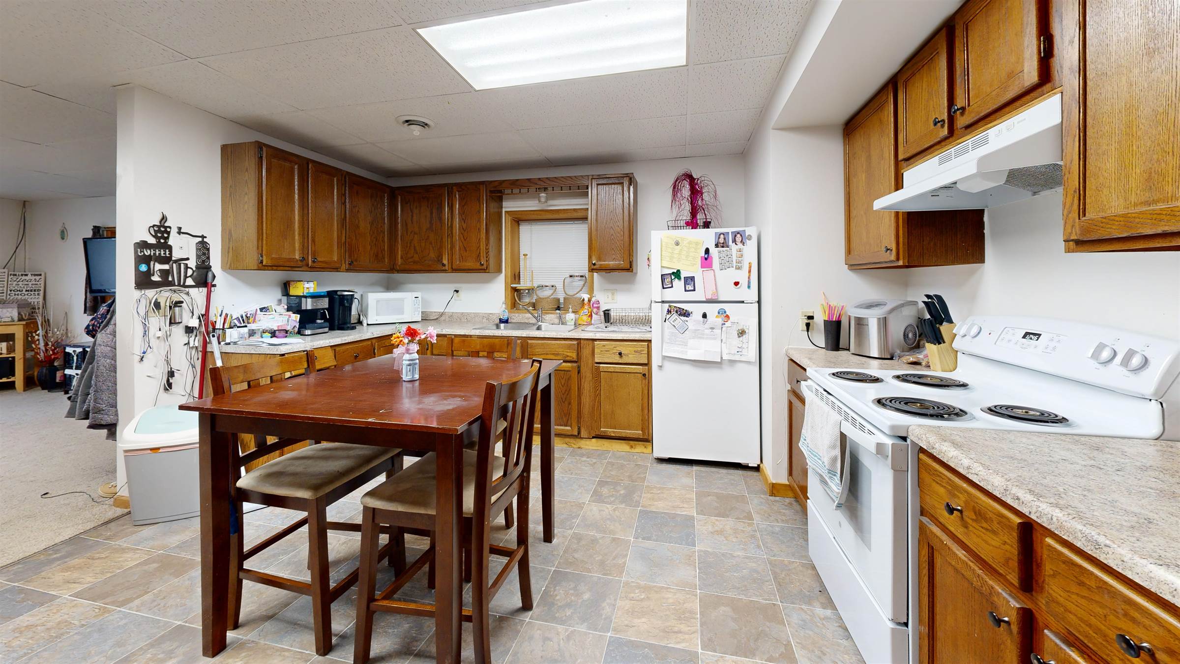 271 NW Main St, New Albin, IA 52160