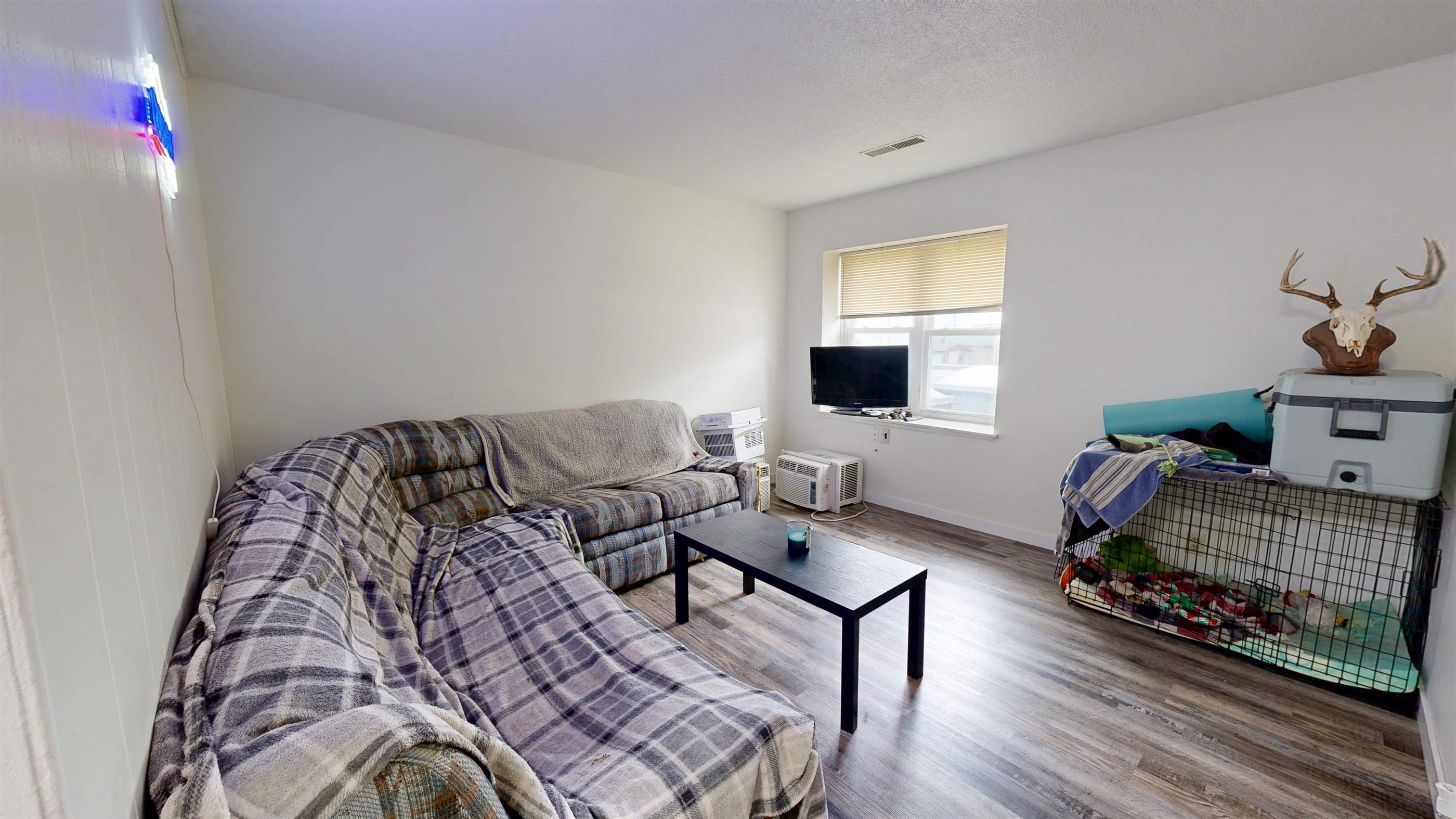 271 NW Main St, New Albin, IA 52160