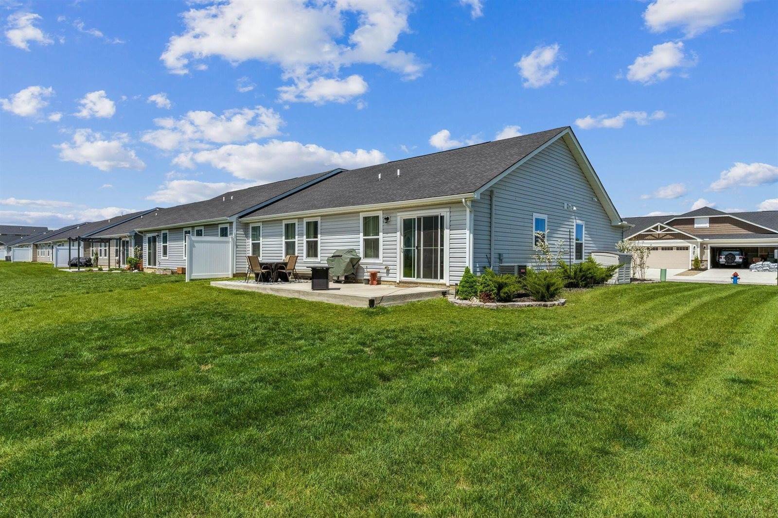 2409 Mcclouds Square, Marysville, OH 43040