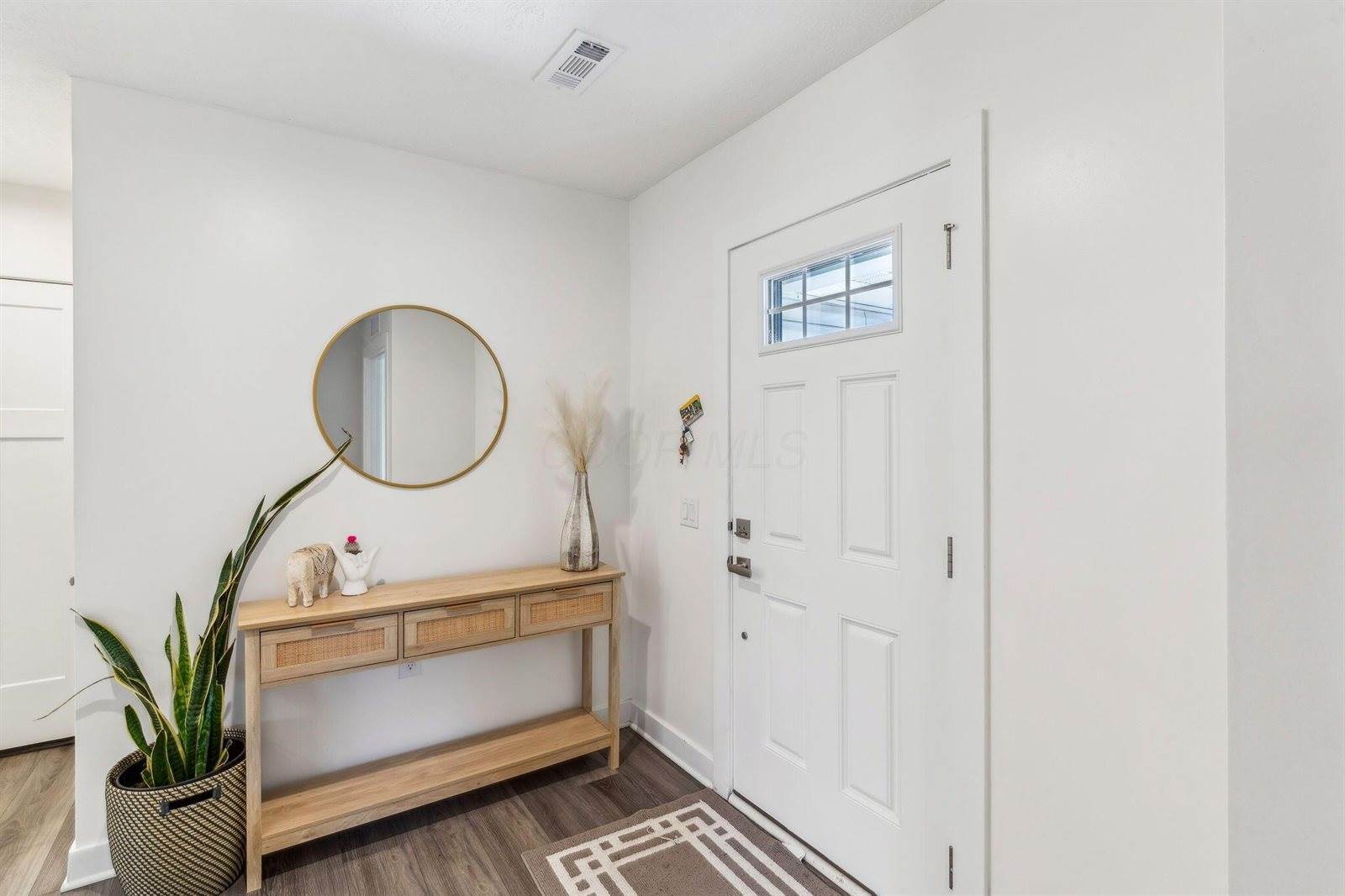 2409 Mcclouds Square, Marysville, OH 43040