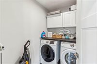 2409 Mcclouds Square, Marysville, OH 43040