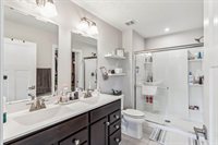 2409 Mcclouds Square, Marysville, OH 43040