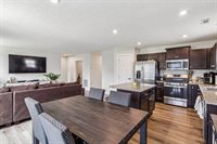 2409 Mcclouds Square, Marysville, OH 43040