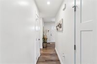 2409 Mcclouds Square, Marysville, OH 43040