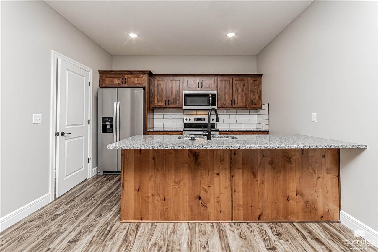 1704 Kenneth Drive, Junction City, KS 66441