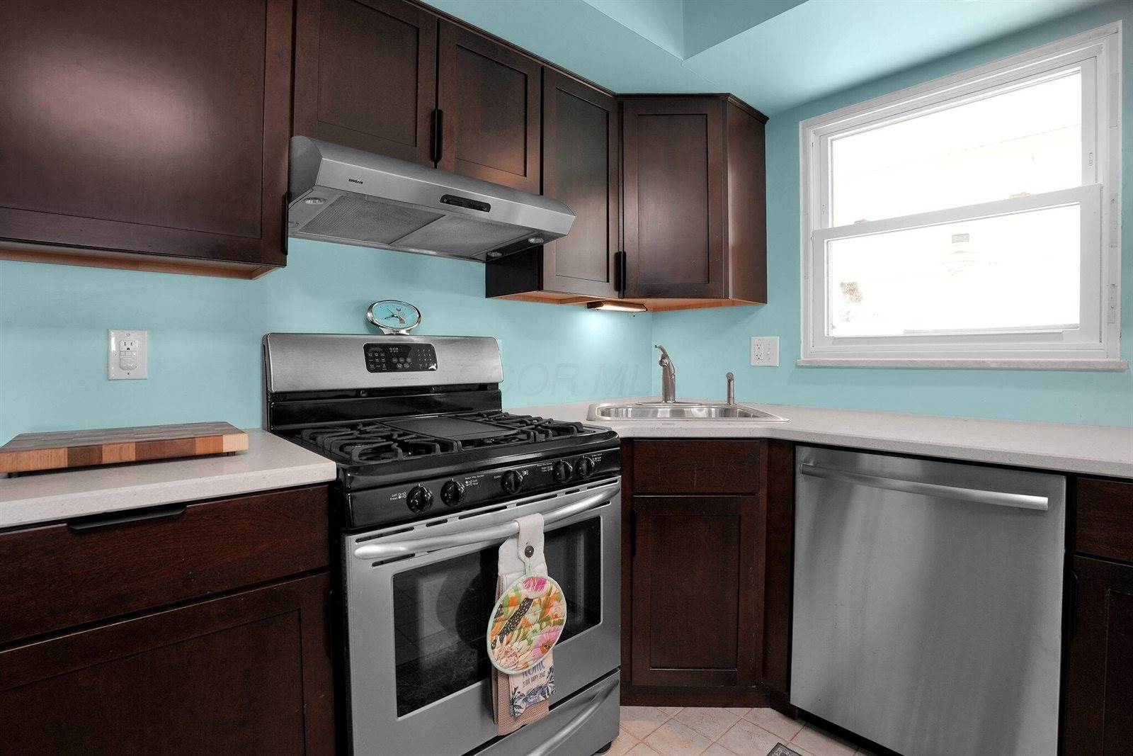 1453 Matthias Drive, Columbus, OH 43224