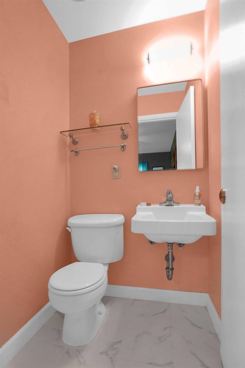 1453 Matthias Drive, Columbus, OH 43224