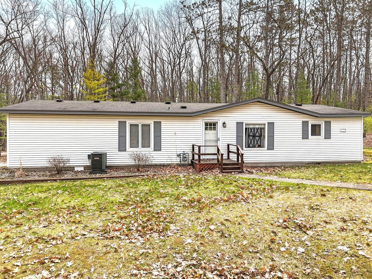 3531 South Reserve Road, Prudenville, MI 48651