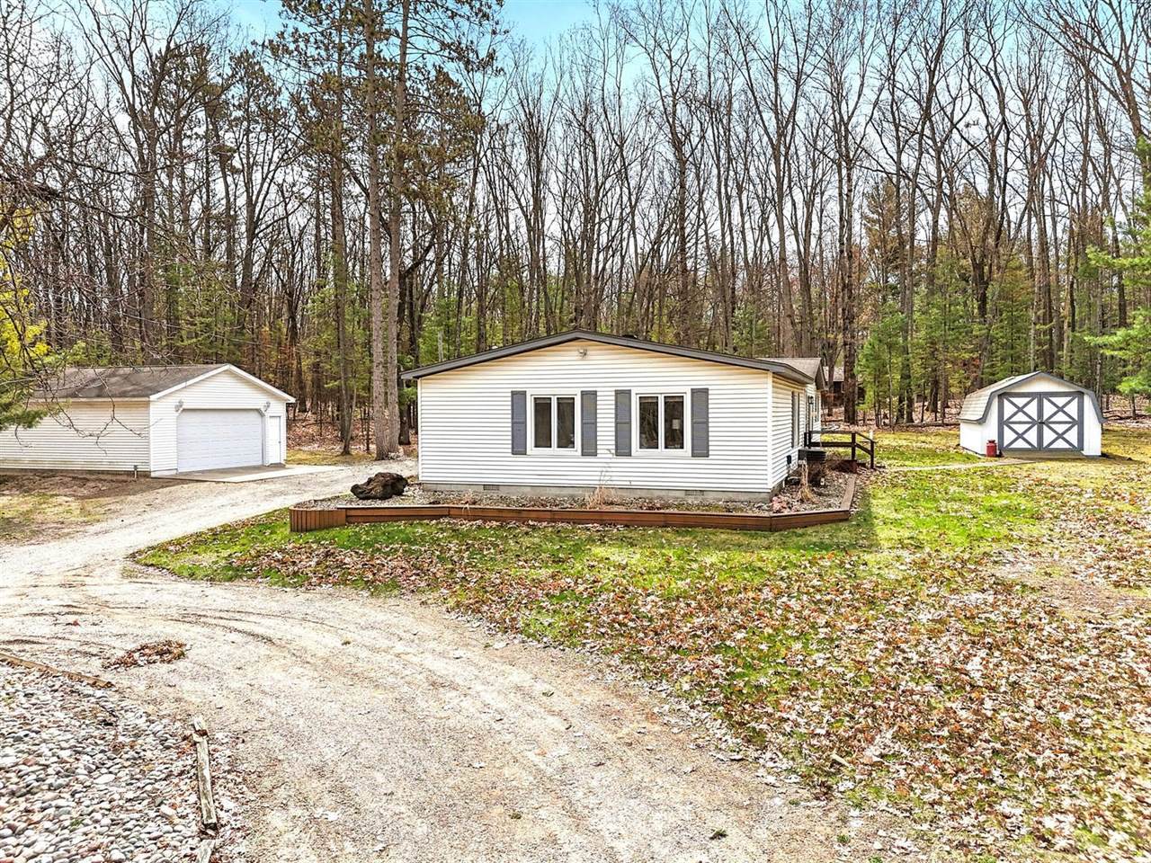 3531 South Reserve Road, Prudenville, MI 48651