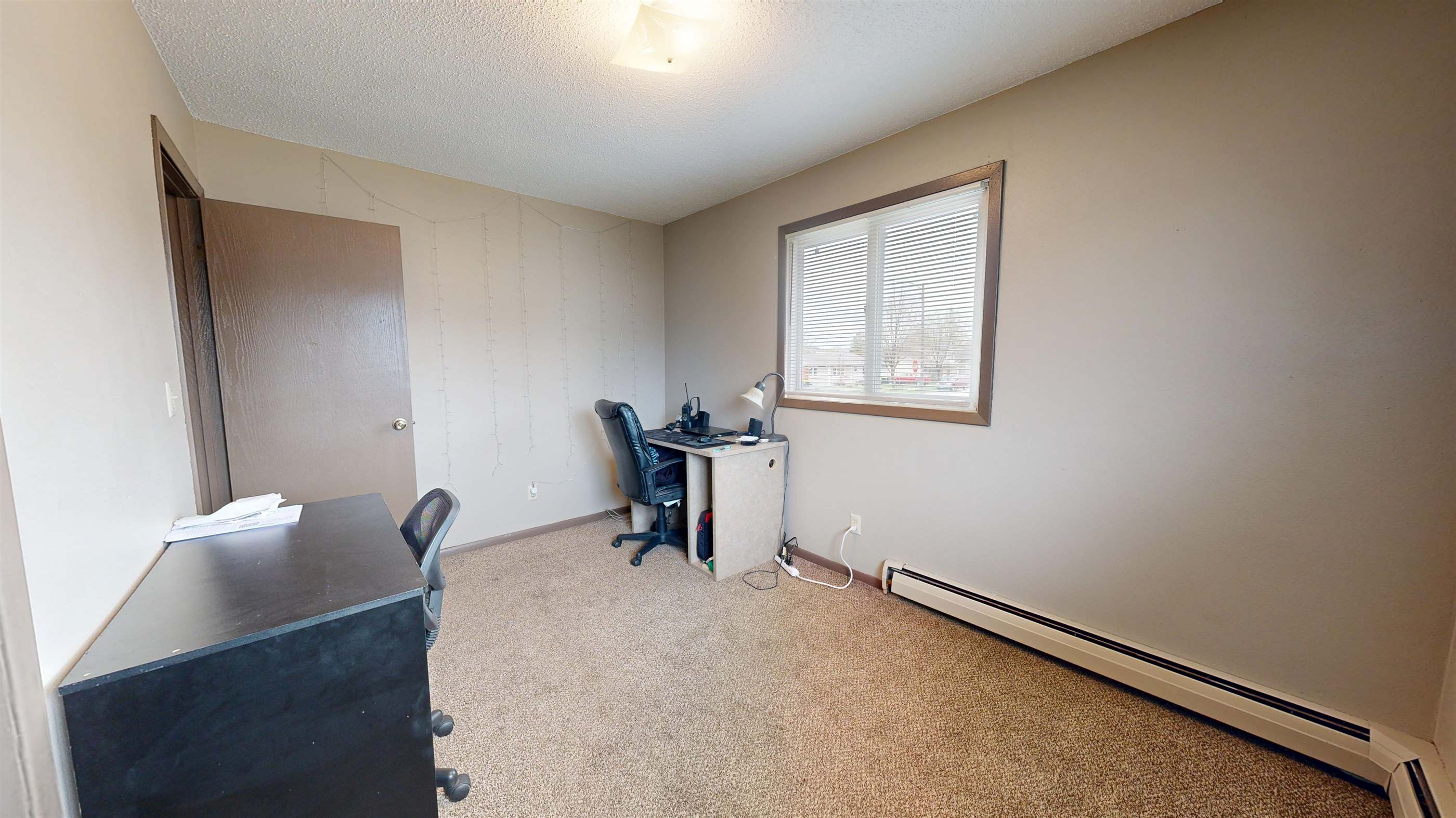 205 NE 1st St, New Albin, IA 52160