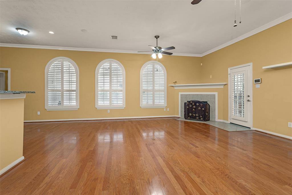 11406 Carson Avenue, Pearland, TX 77584