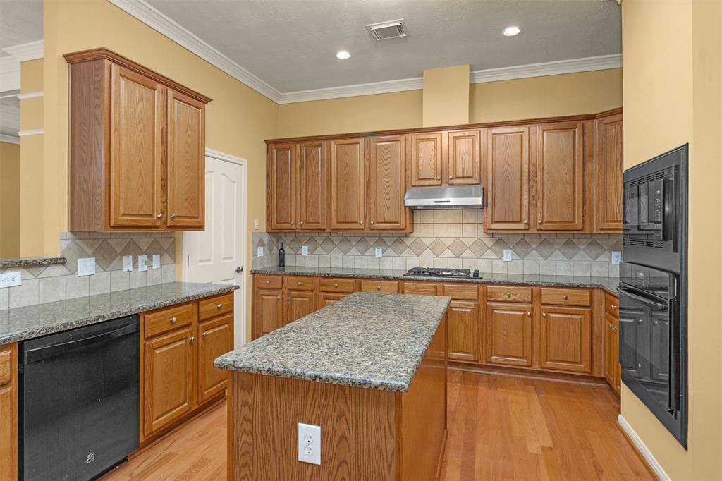 11406 Carson Avenue, Pearland, TX 77584