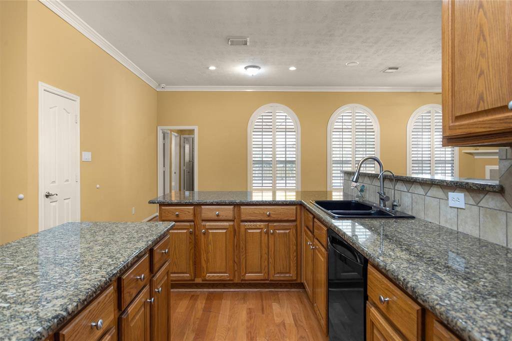 11406 Carson Avenue, Pearland, TX 77584