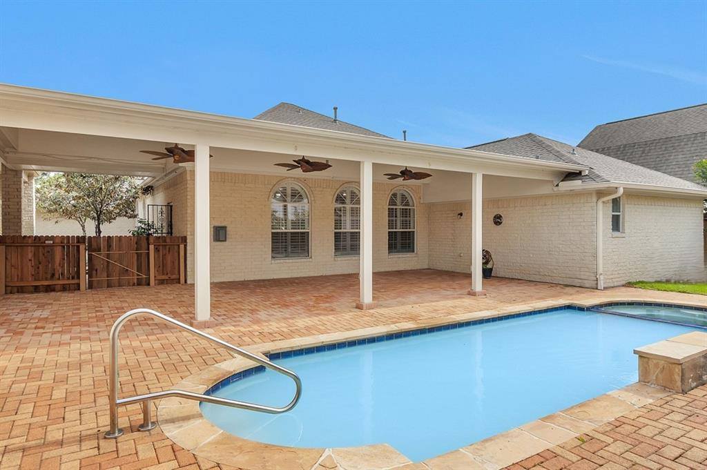 11406 Carson Avenue, Pearland, TX 77584