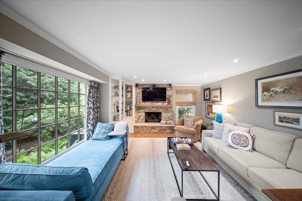 3904 W. 91st St, Prairie Village, KS 66207