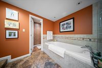 3904 W. 91st St, Prairie Village, KS 66207