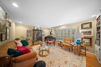 3904 W. 91st St, Prairie Village, KS 66207