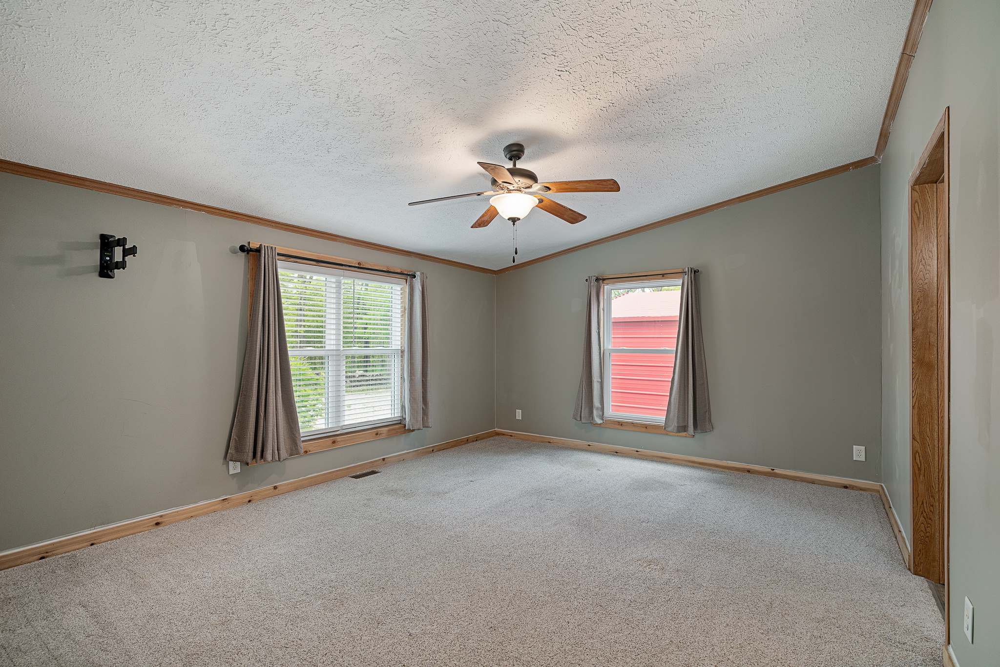 13595 NE 850 PVT Rd, Osceola, MO 64776