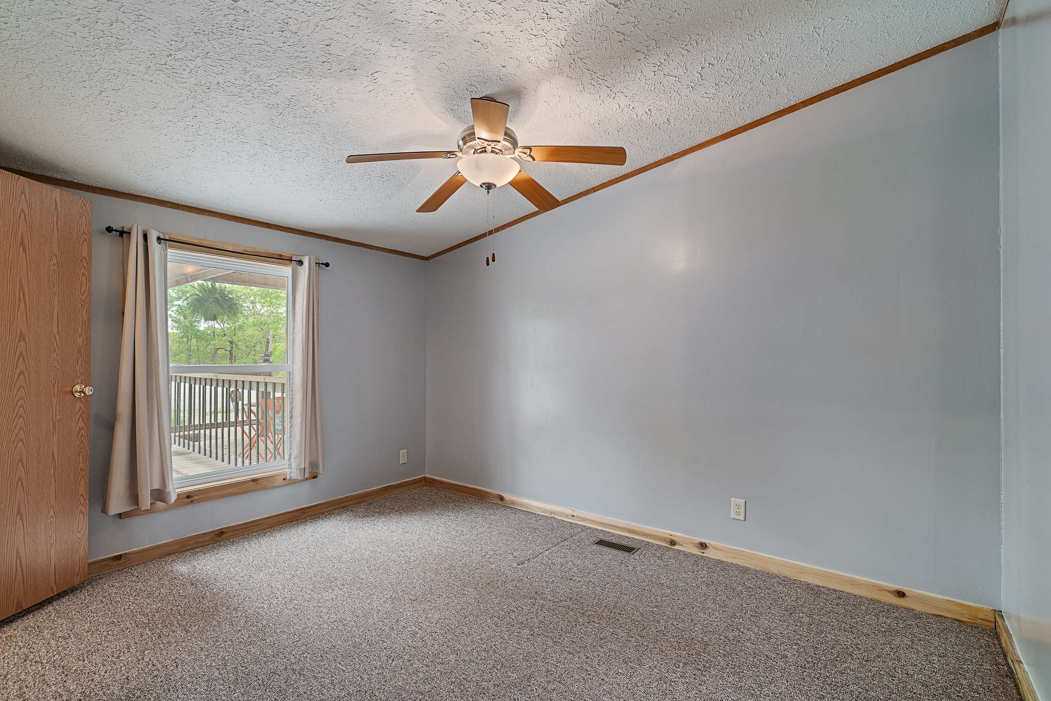 13595 NE 850 PVT Rd, Osceola, MO 64776