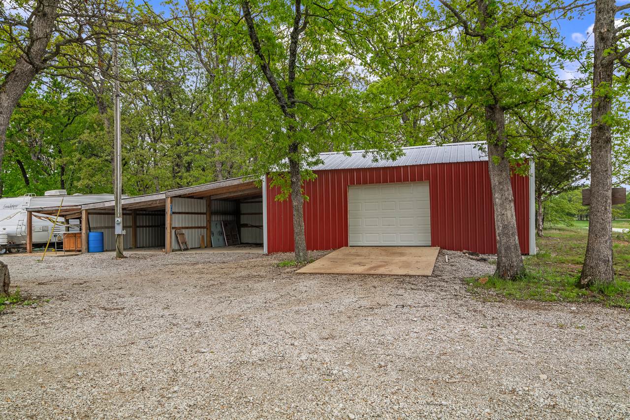 13595 NE 850 PVT Rd, Osceola, MO 64776