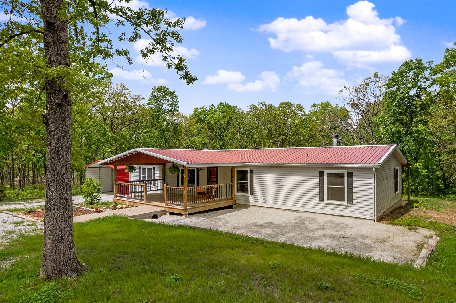 13595 NE 850 PVT Rd, Osceola, MO 64776