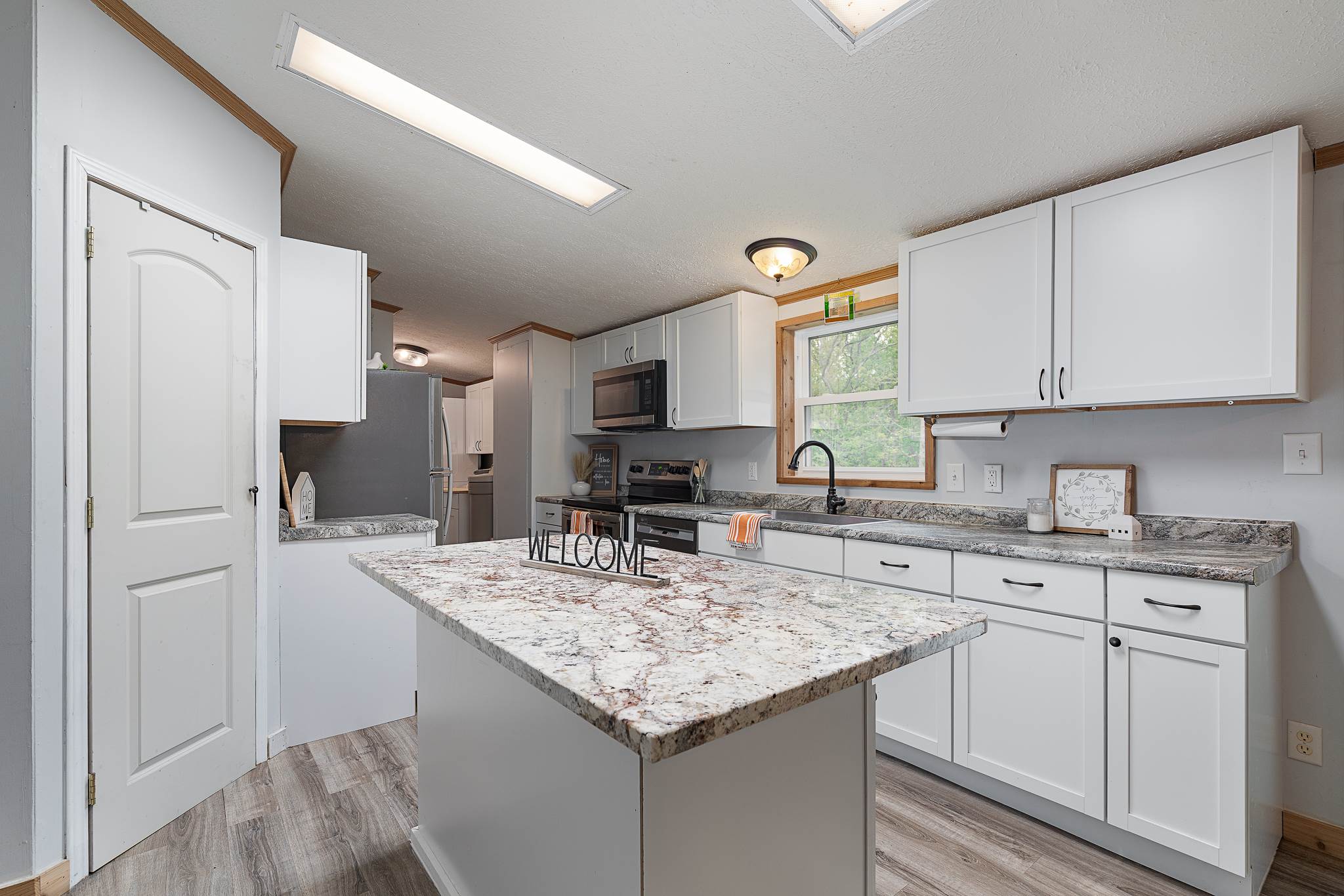 13595 NE 850 PVT Rd, Osceola, MO 64776