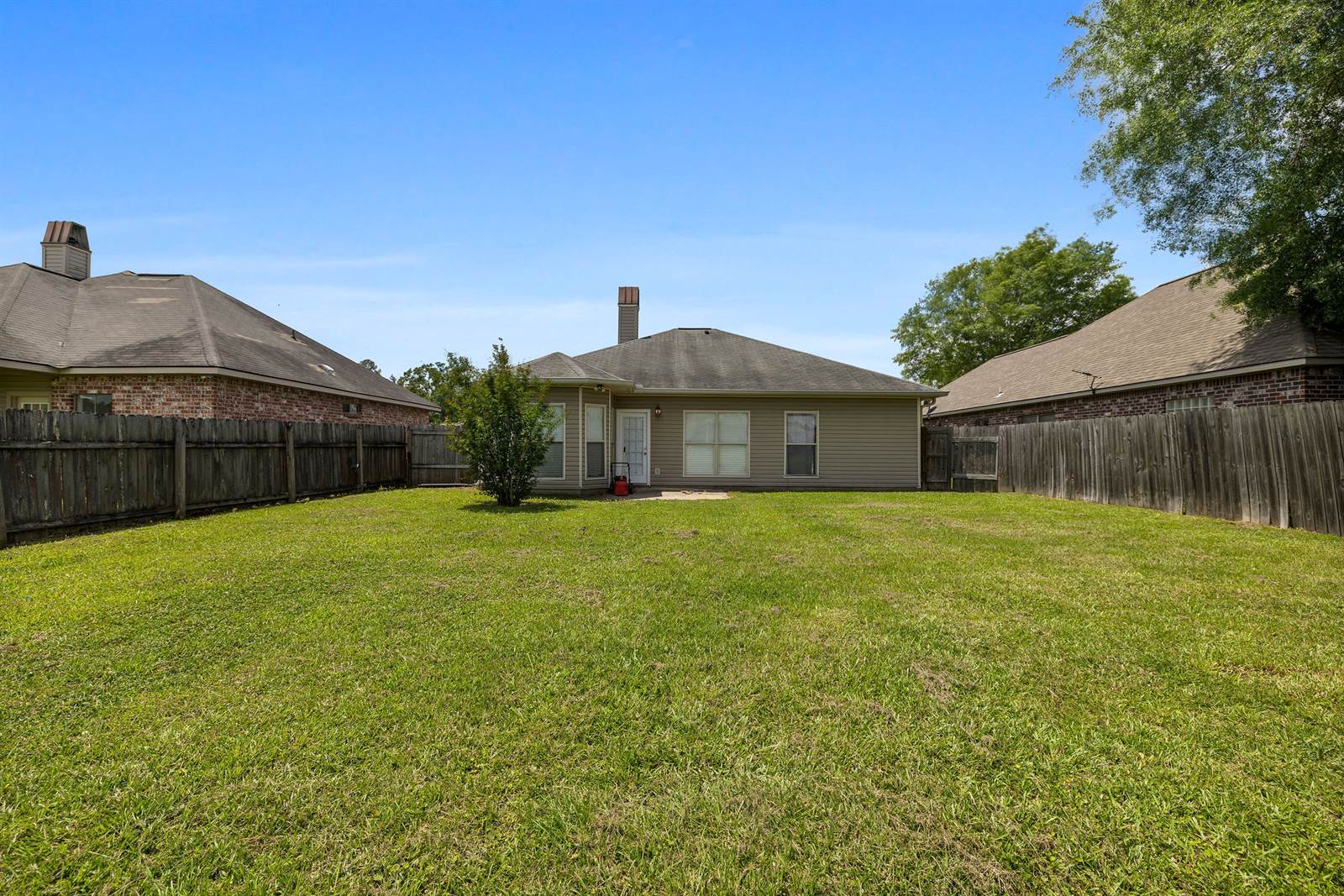 34836 Eagle Ridge DR, Denham Springs, LA 70706