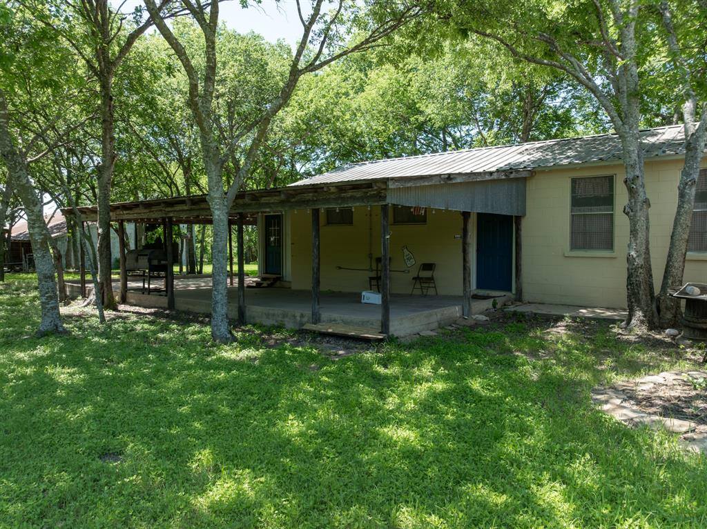 1355 North Houston Street, Lorena, TX 76655