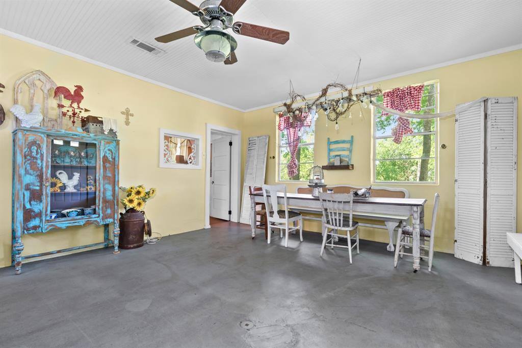 1355 North Houston Street, Lorena, TX 76655