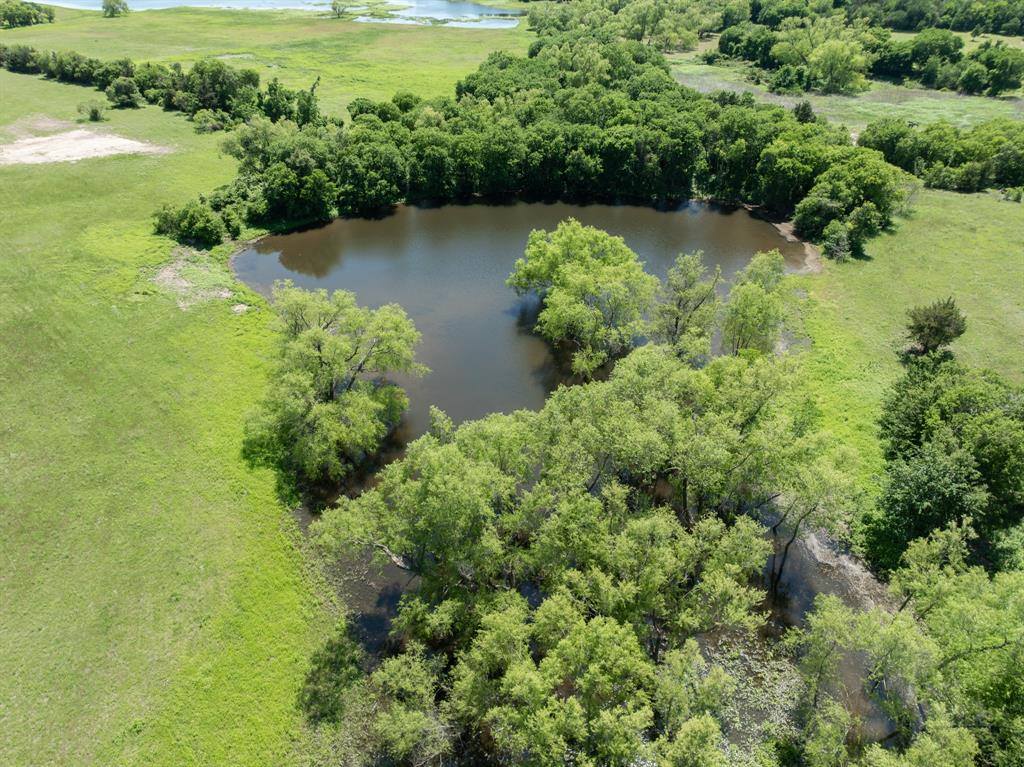 1355 North Houston Street, Lorena, TX 76655