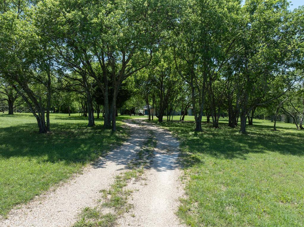 1355 North Houston Street, Lorena, TX 76655