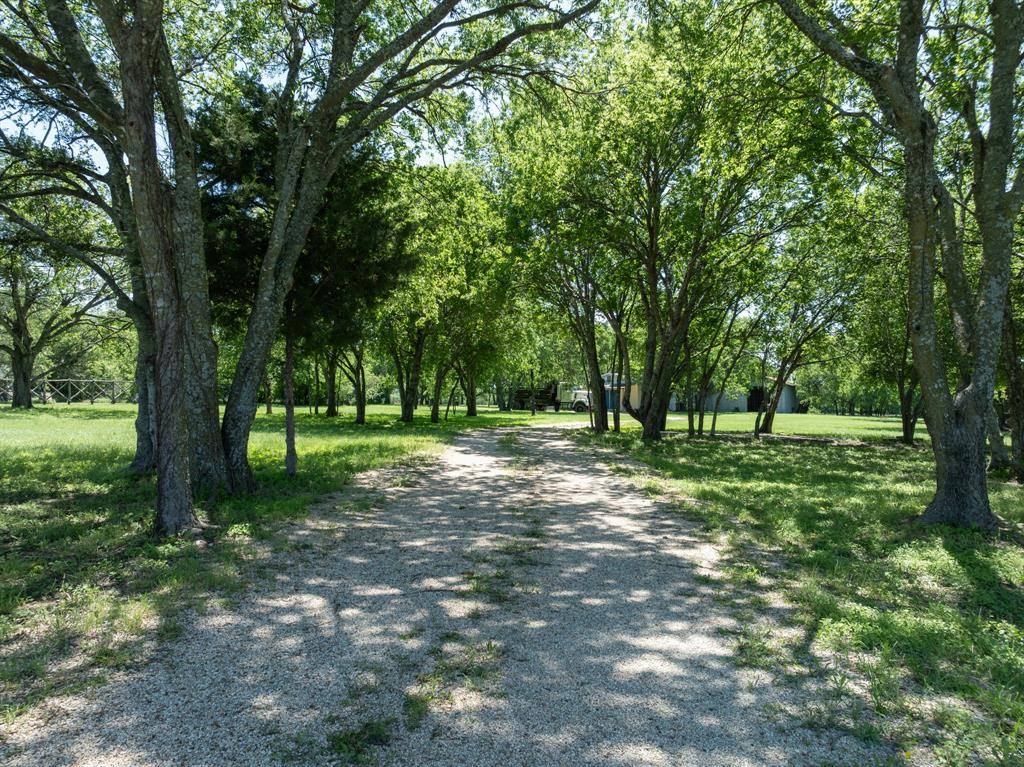 1355 North Houston Street, Lorena, TX 76655