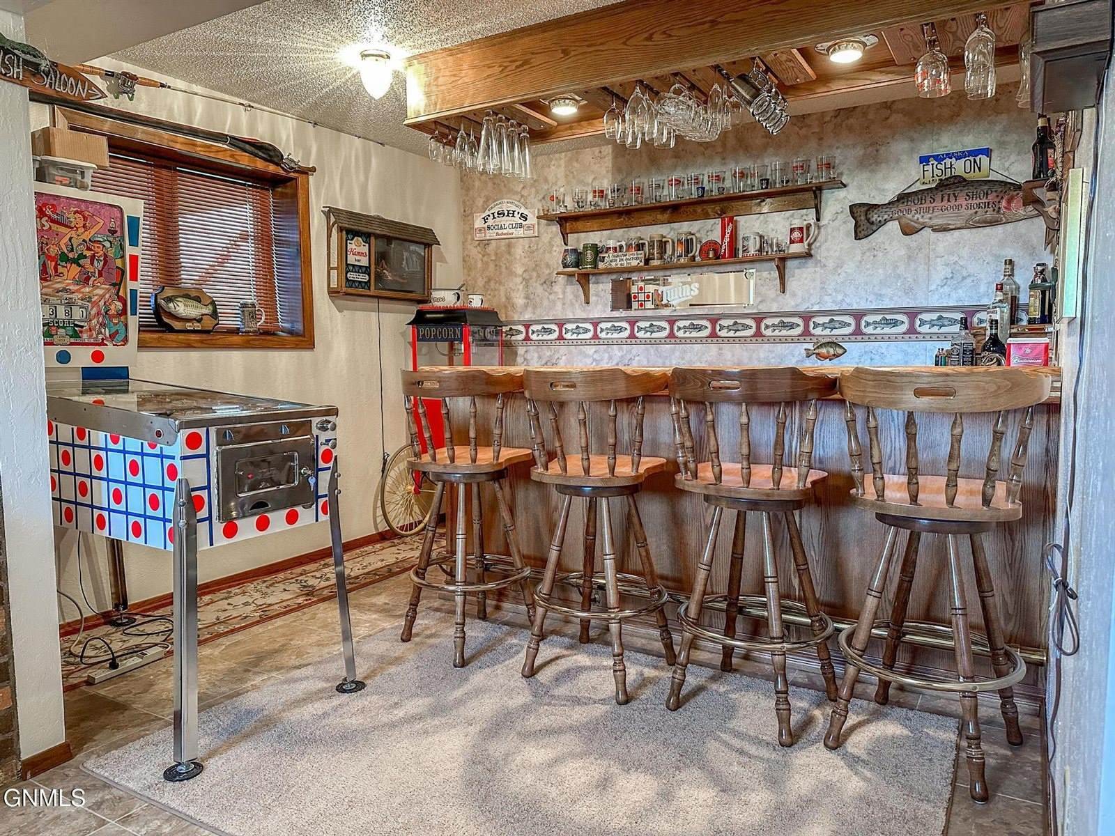 3064 Ontario Lane, Bismarck, ND 58503